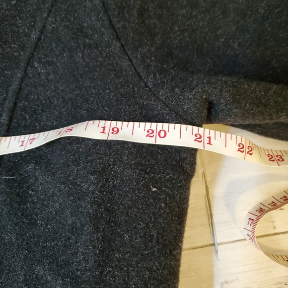 Sandro 100% pure wool charcoal gray belted long coat structured size 10 - Picture 9 of 10